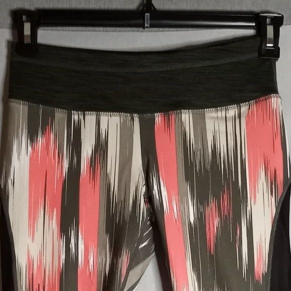 Skechers Performance Women's Aztec Athletic Yoga Gym Workout Leggings Size S - Picture 4 of 11